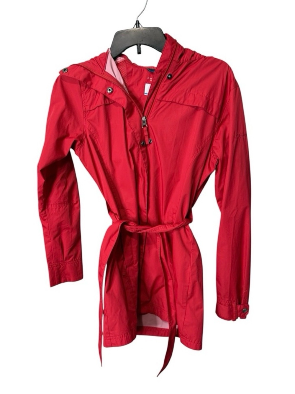 Columbia Red Hooded Omni Shield Rain Coat with flattering Tie Belt